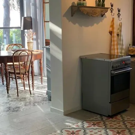 'le Petit Clos Suites'- Charming Getaway On Leman Apartamento