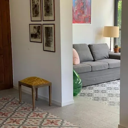 'le Petit Clos Suites'- Charming Getaway On Leman *