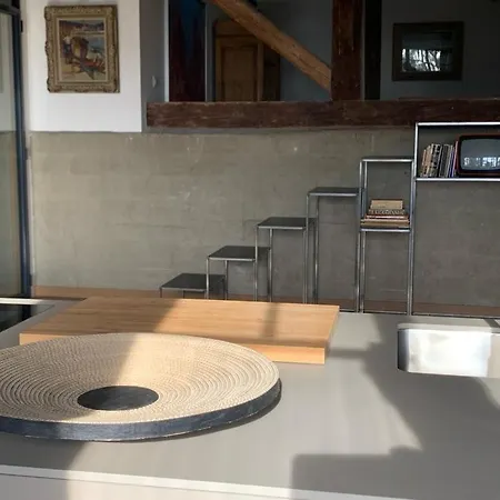 Apartment 'le Petit Clos Suites'- Charming Getaway On Leman