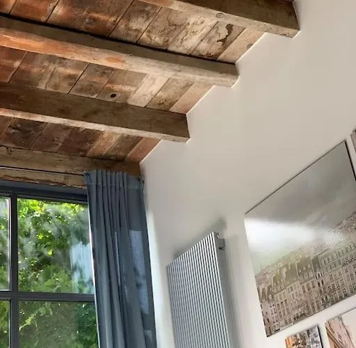 'le Petit Clos Suites'- Charming Getaway On Leman