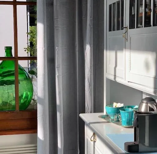 'le Petit Clos Suites'- Charming Getaway On Leman Apartamento *