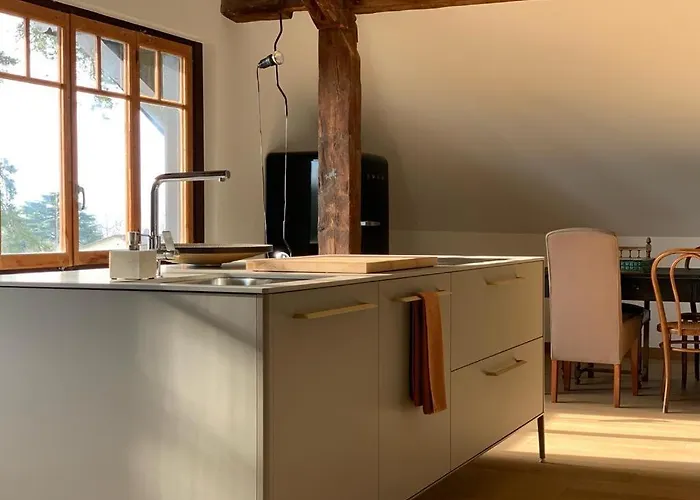 'le Petit Clos Suites'- Charming Getaway On Leman Apartament *