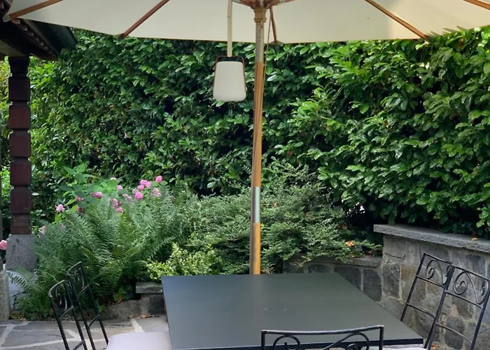 'le Petit Clos Suites'- Charming Getaway On Leman Apartament *